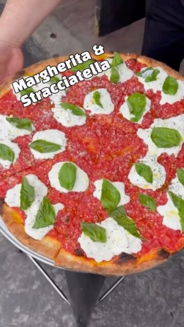 This one’s got main character energy 🍕🔥 Fresh, creamy stracciatella on a classic Margherita? Oh yeah… we did that. 🤯 

NYC pizza love in every bite. ♥️

📍 Manhattan, NYC
🚙 Take out + delivery

——
#MadeInNYPizza #NYCPizza #SliceLife