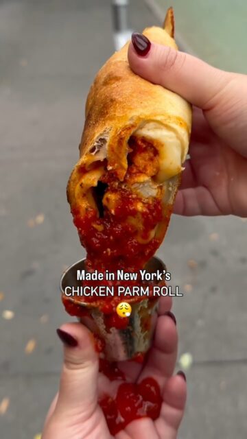 Straight outta NYC and into your hands 🤌🍕 The Chicken Parm Roll is THAT girl. Crispy cutlets, melty mozzarella, fresh dough, herbs & sauce… and don’t forget the marinara dip 😍📍 Manhattan, NYC🚙 Take out + delivery——#MadeInNYPizza #NYC #Pizza #Manhattan
