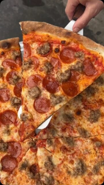 What pie are you ordering from us today?! 🍕👀 Classic slice, signature creation, or something new…there’s always a reason to make MINY your next stop.
With 5 locations to choose from or delivery straight to your door, your next pizza fix is closer than you think. 🚗🔥
——
#MadeInNYPizza #PizzaLovers #NYCEats